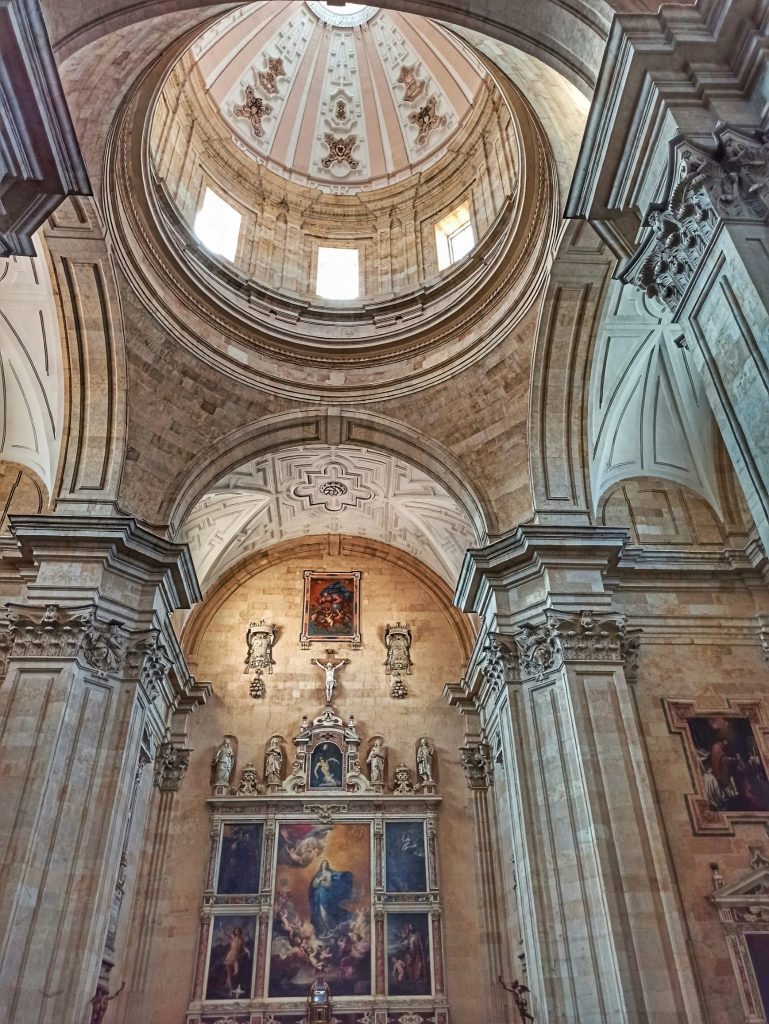 Iglesia de la Purísima SAlamanca interior